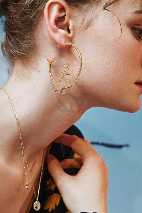 Gold Whale Earrings | Dolphin Earrings | Sea Earrings | Linear Earrings | Animal Earrings | Gold Hoop Earrings Simple | Linear Earrings