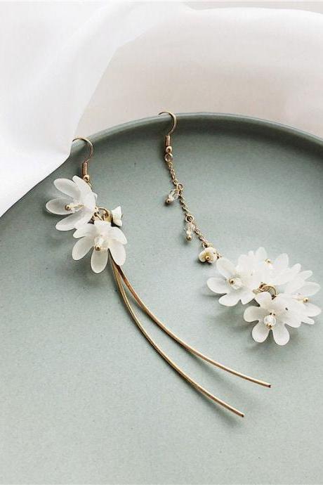 White Petal Dangle Earrings | White Flower Drop Earrings | Flower Dangle Earrings | Handmade Earrings | Bridal Earrings | Long Earrings