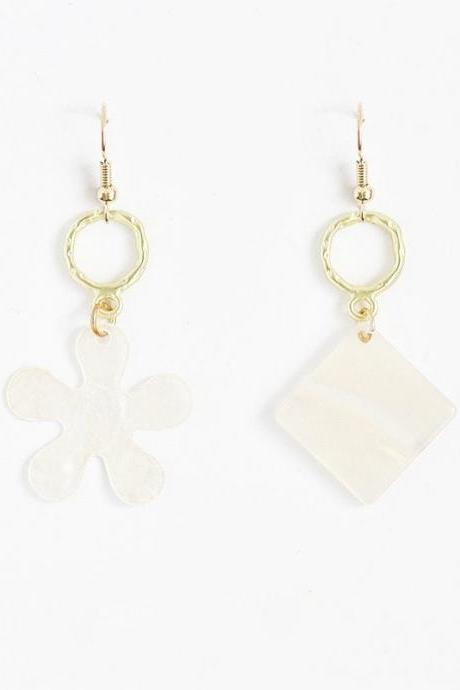 Simple White Flower Earrings | White Shell Flowers Earrings | Handmade Earrings | Gold Drop Earrings | Flower Dangle Earrings | Cute Flower